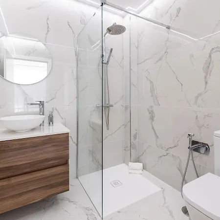 Grand Horizon Luxury Boutique Apartamento